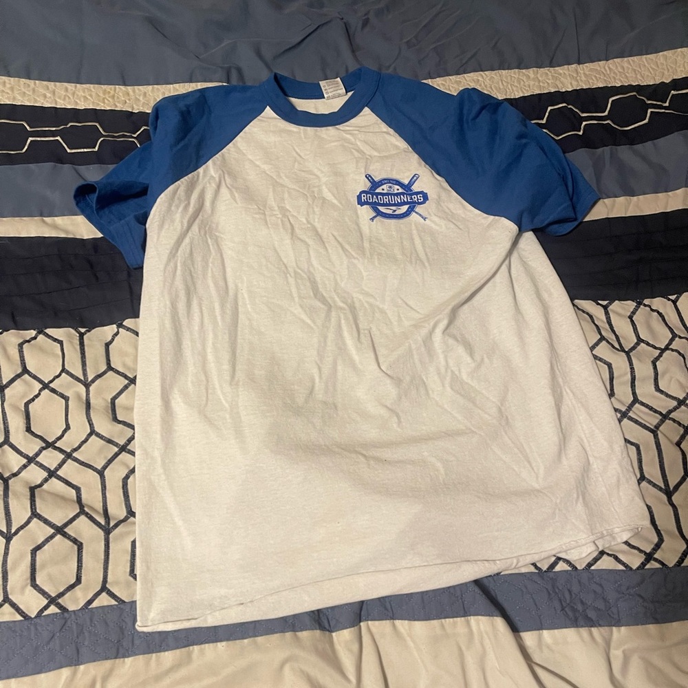 Baseball Tee, size L, Barely work good condition